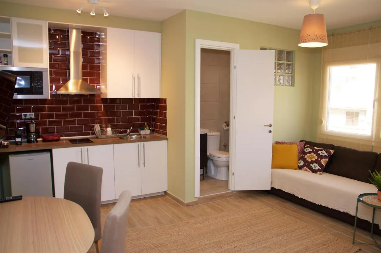 Super Cute & Cozy Mini Studios In City Center Thessaloniki Apartment