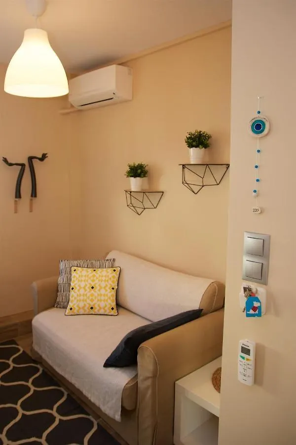 Super Cute & Cozy Mini Studios In City Center Thessaloniki Apartment