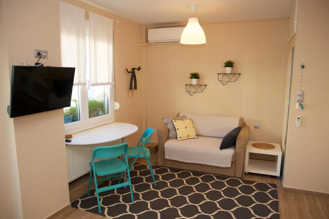 Super Cute & Cozy Mini Studios In City Center Thessaloniki