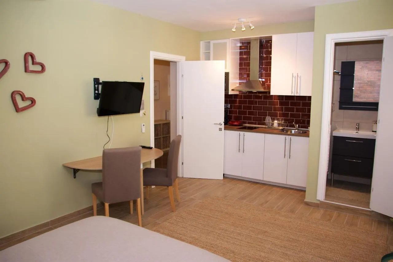 Super Cute & Cozy Mini Studios In City Center Thessaloniki Greece